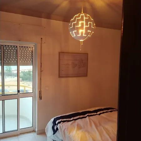 公寓 Max Crib Sea Front Apart With Ac And Garage Armação de Pêra